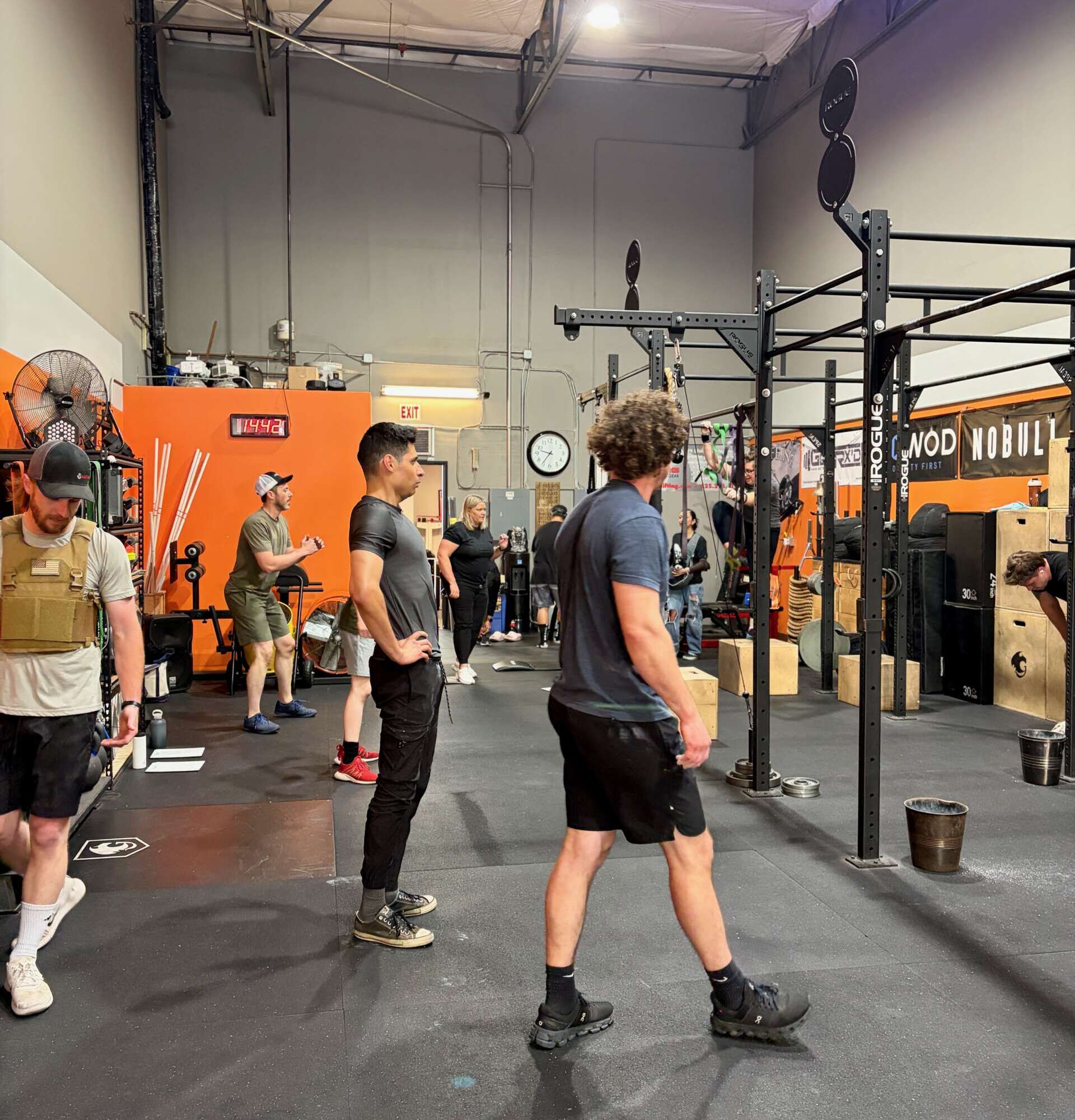 group workout session of men and women at strength and fitness gym in auburn wa